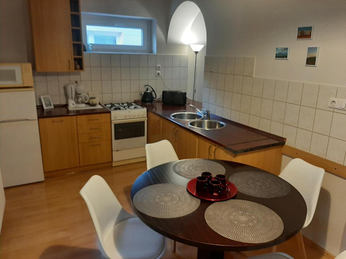 ケストヘイApartman Harmonyアパートメント エクステリア 写真