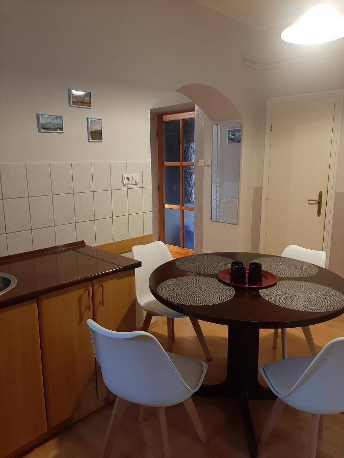 ケストヘイApartman Harmonyアパートメント エクステリア 写真